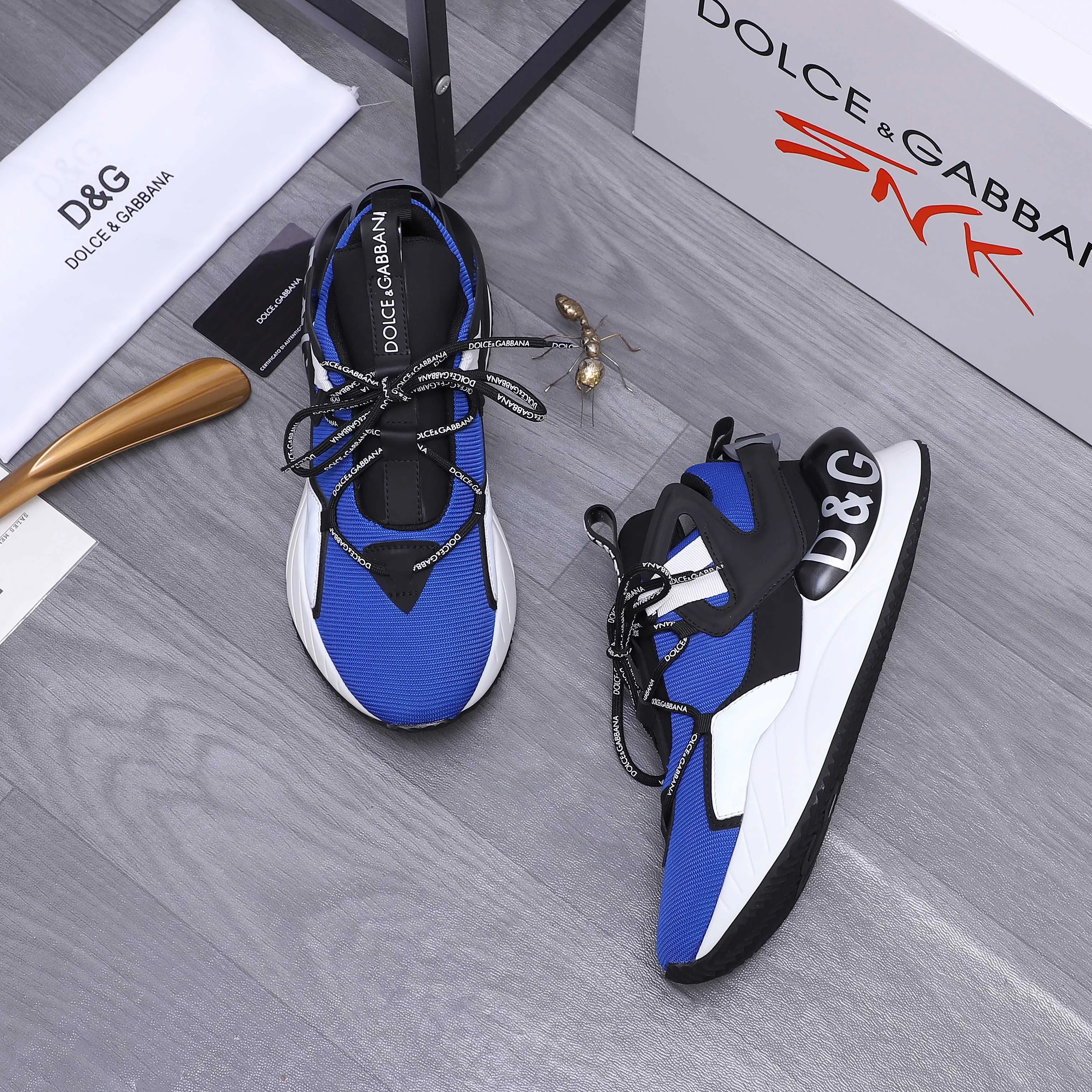 Men's shoes 💰540 Product trademark: DG (Dolce & Gabbana) couple's casual shoes Regular size: 36-46 Product materials: Selected fly woven breathable upper, mesh lining, cowhide insole, original outsole